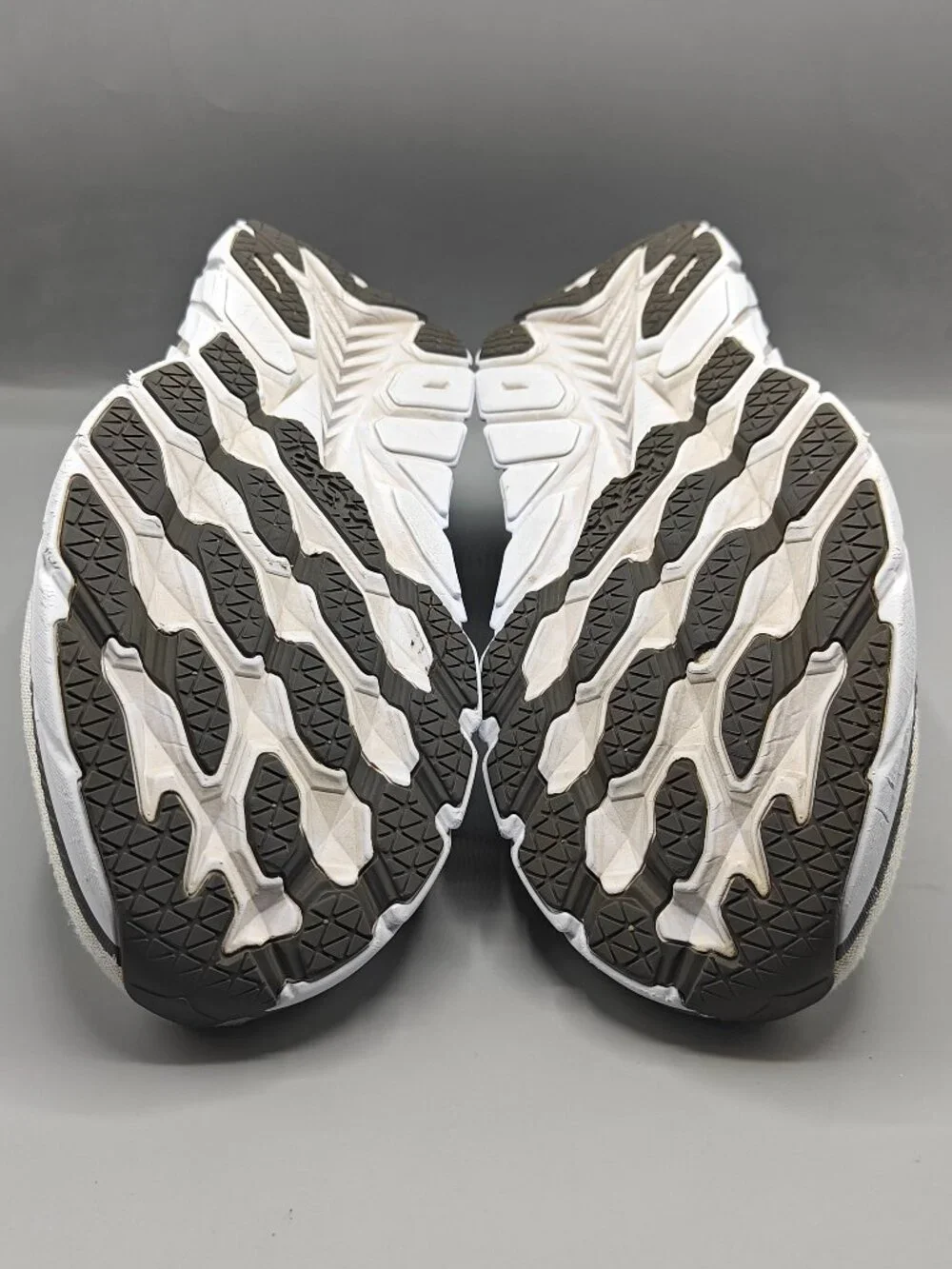 Hoka One One hoka one